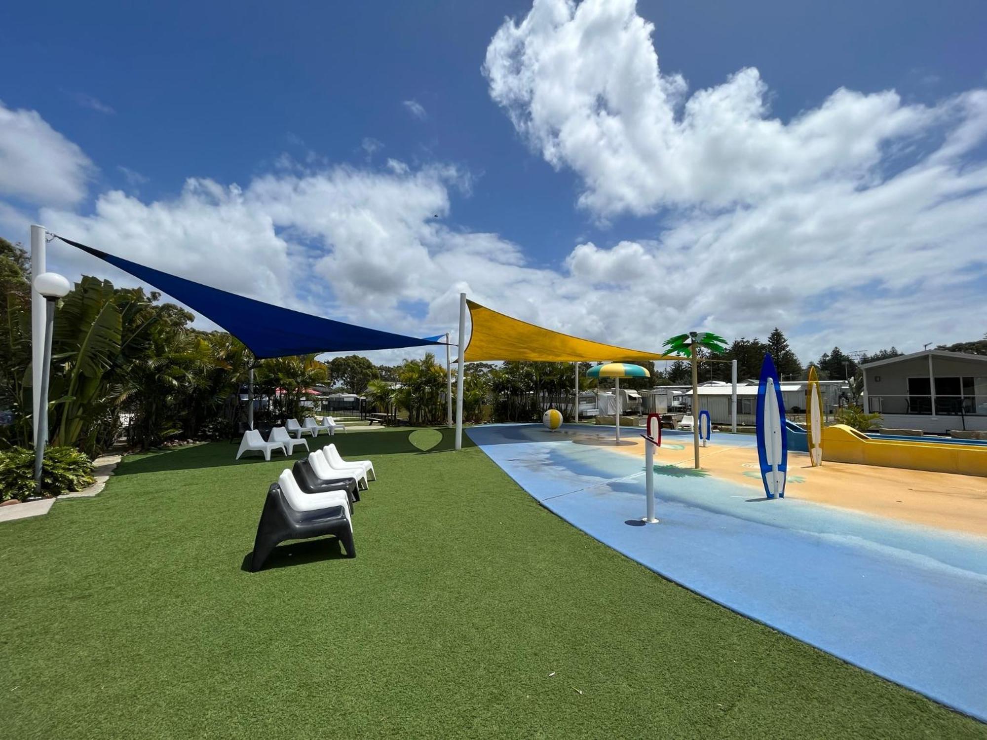 Shelly Beach Holiday Park Entrance Exterior foto